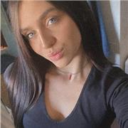 Diplomata al liceo linguistico spartisce ripetizioni di inglese, spagnolo, italiano e materie umanistiche